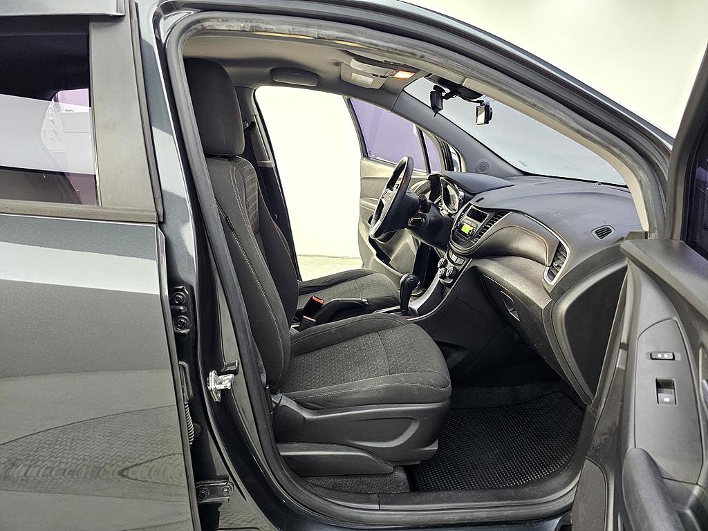 Chevrolet Trax - Vista 11