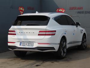 Genesis GV80 - Vista 6