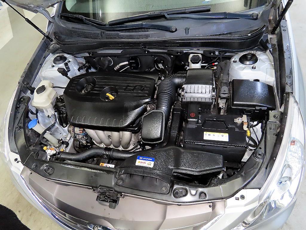 HYUNDAI Sonata 2012 Blanco - Importación desde Corea - HF Imports Iquique - Foto 18