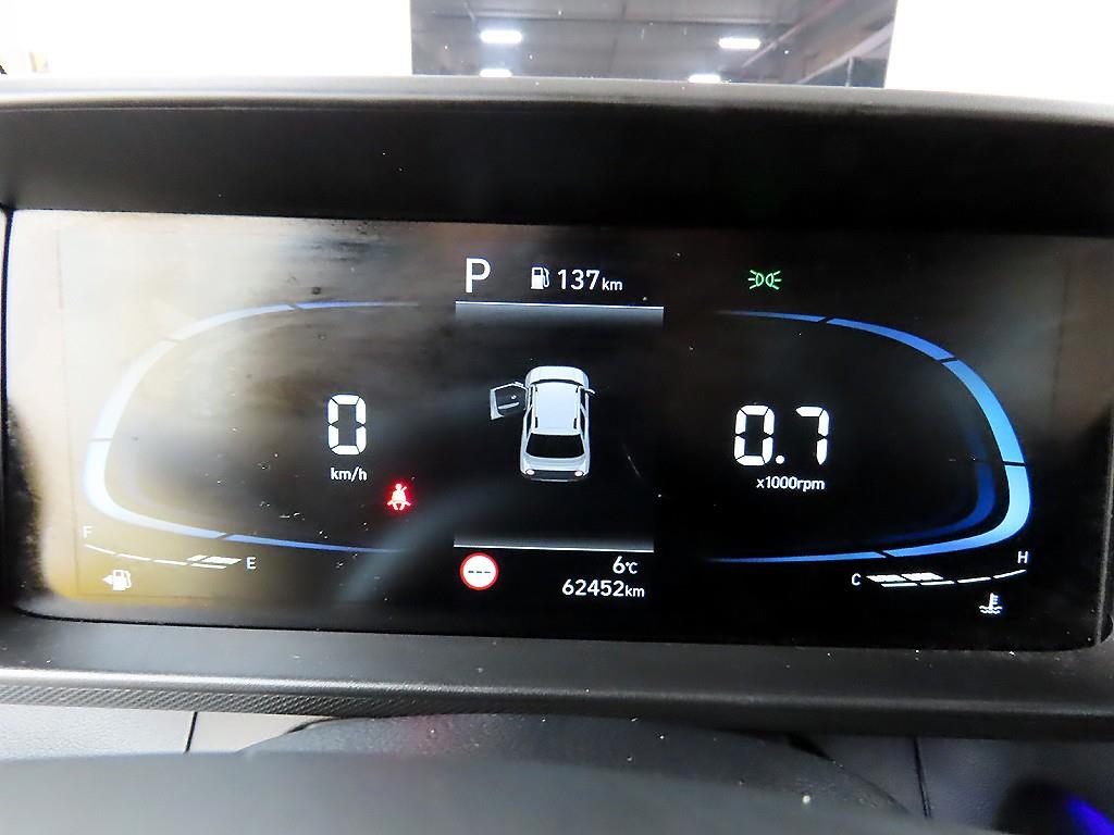 HYUNDAI Casper - Vista 8