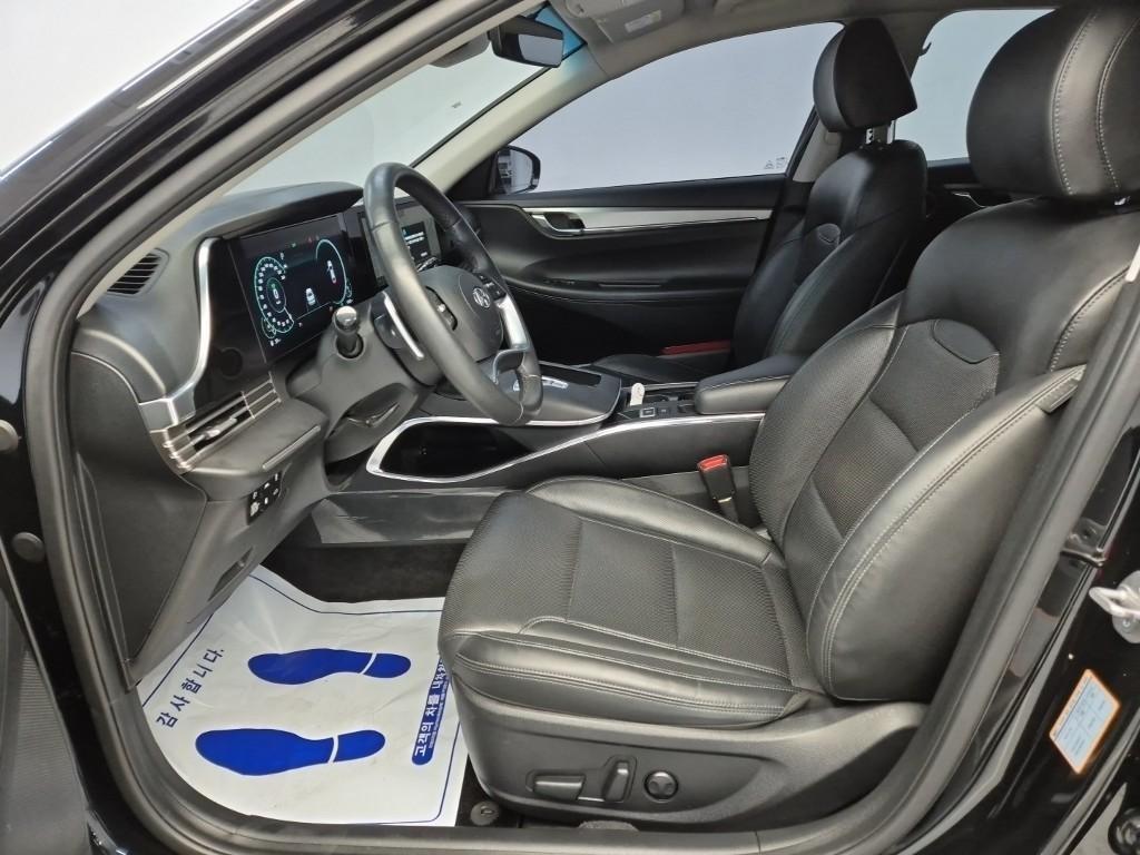 HYUNDAI Grandeur - Vista 11