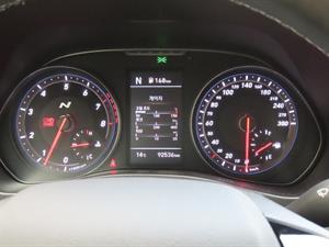 HYUNDAI Veloster - Vista 10