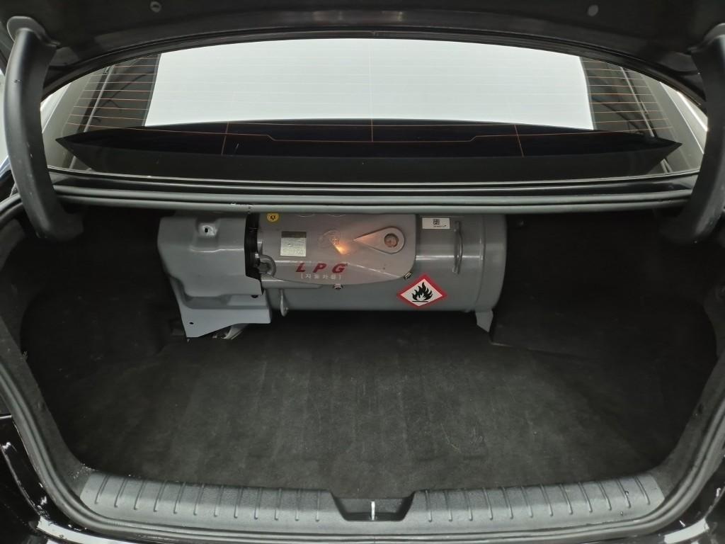 KIA K5 2016 Negro - Importación desde Corea - HF Imports Iquique - Foto 18