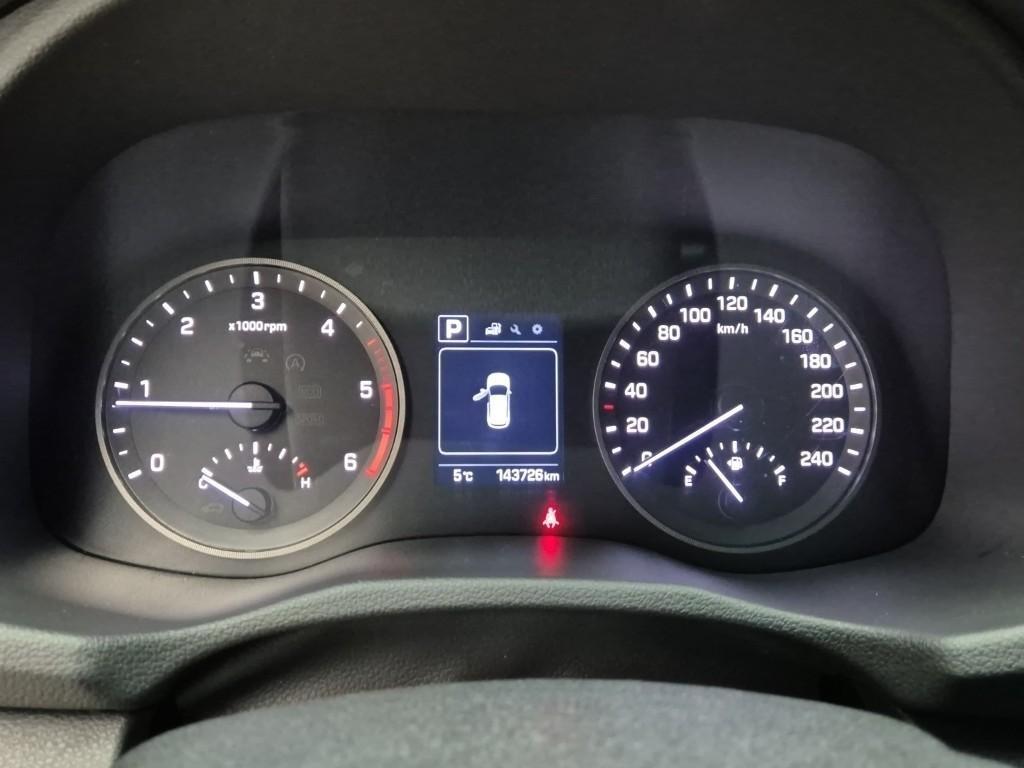 HYUNDAI Tucson - Vista 6