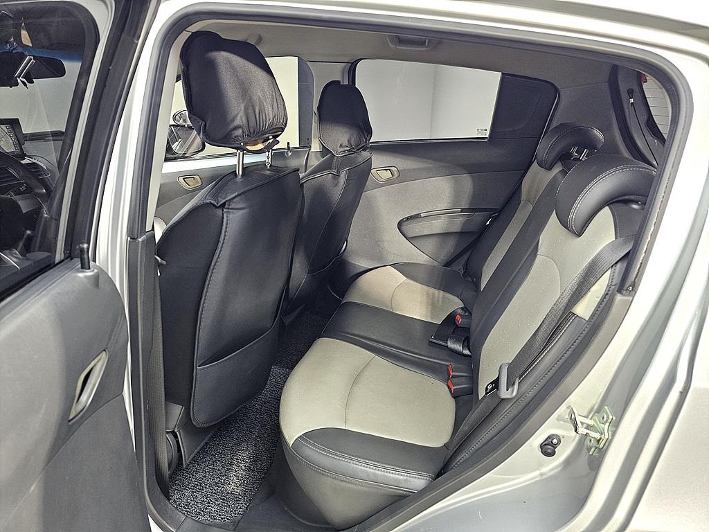 Chevrolet Spark - Vista 8