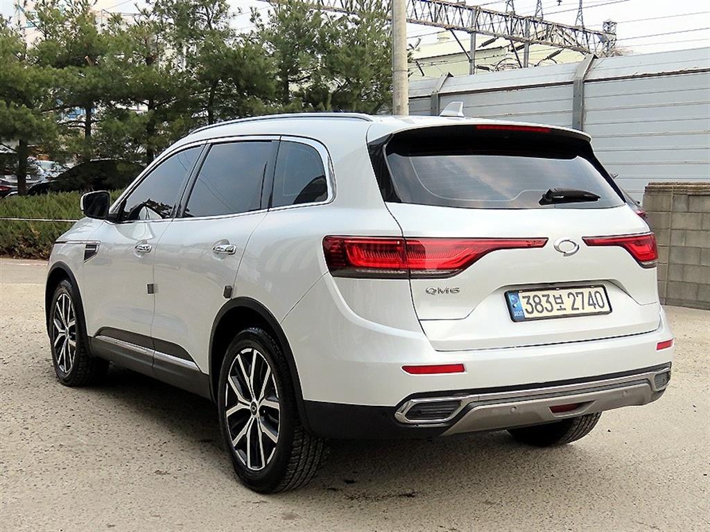 SAMSUNG QM6 - Vista 3