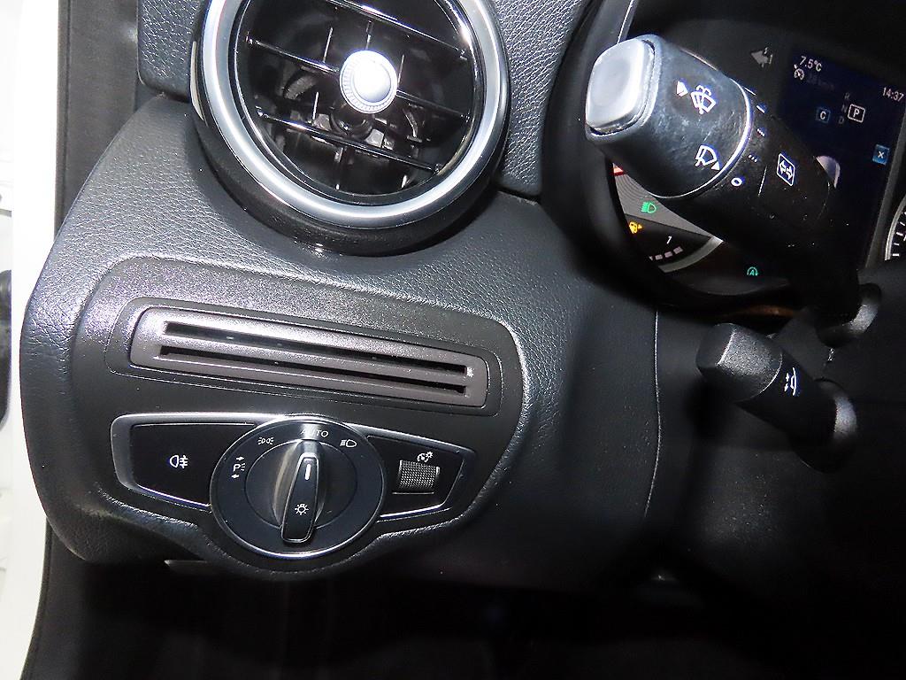 Mercedes Benz C Class 2019 Blanco - Importación desde Corea - HF Imports Iquique - Foto 15