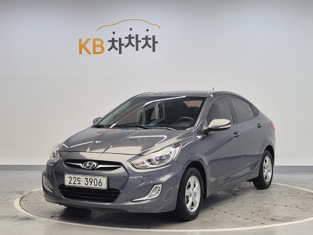 HYUNDAI Accent 2011 Gris - Importación desde Corea - HF Imports Iquique - Foto 1