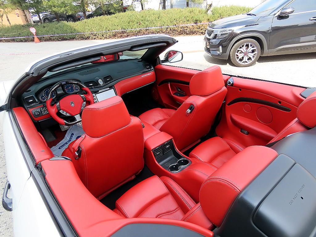 Maserati Gran Cabrio - Vista 9