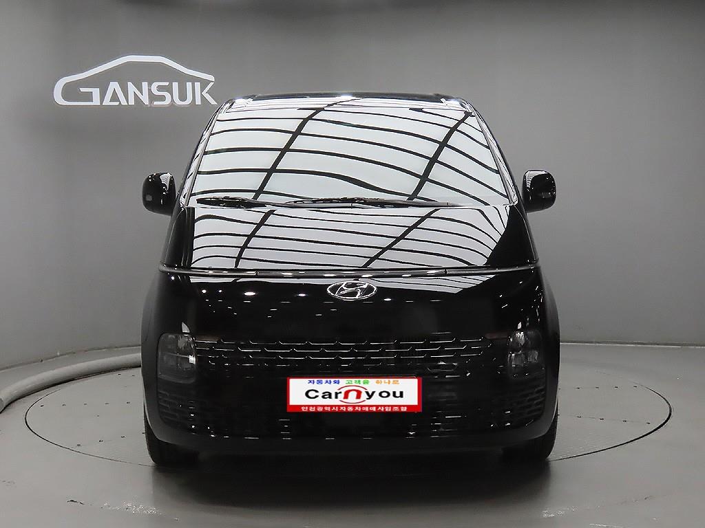 HYUNDAI Staria 2023 Negro - Importación desde Corea - HF Imports Iquique - Foto 1