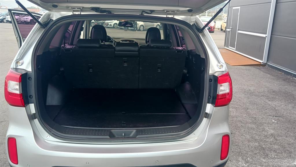 KIA Sorento 2014 Plateado - Importación desde Corea - HF Imports Iquique - Foto 17