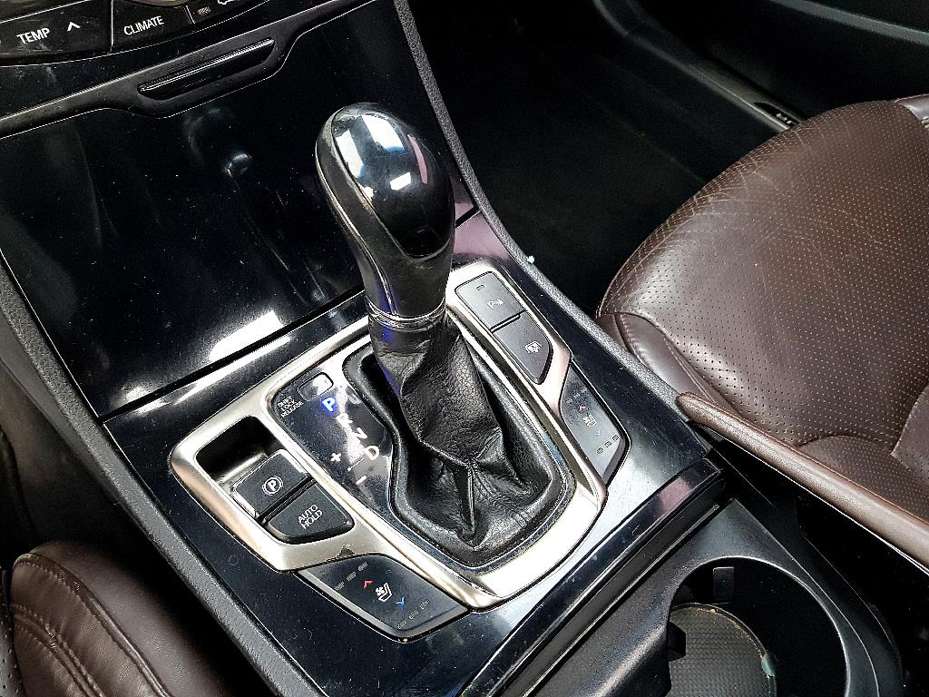 HYUNDAI Grandeur 2011 Blanco - Importación desde Corea - HF Imports Iquique - Foto 13