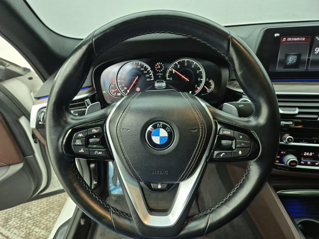 BMW 5 Series - Vista 9