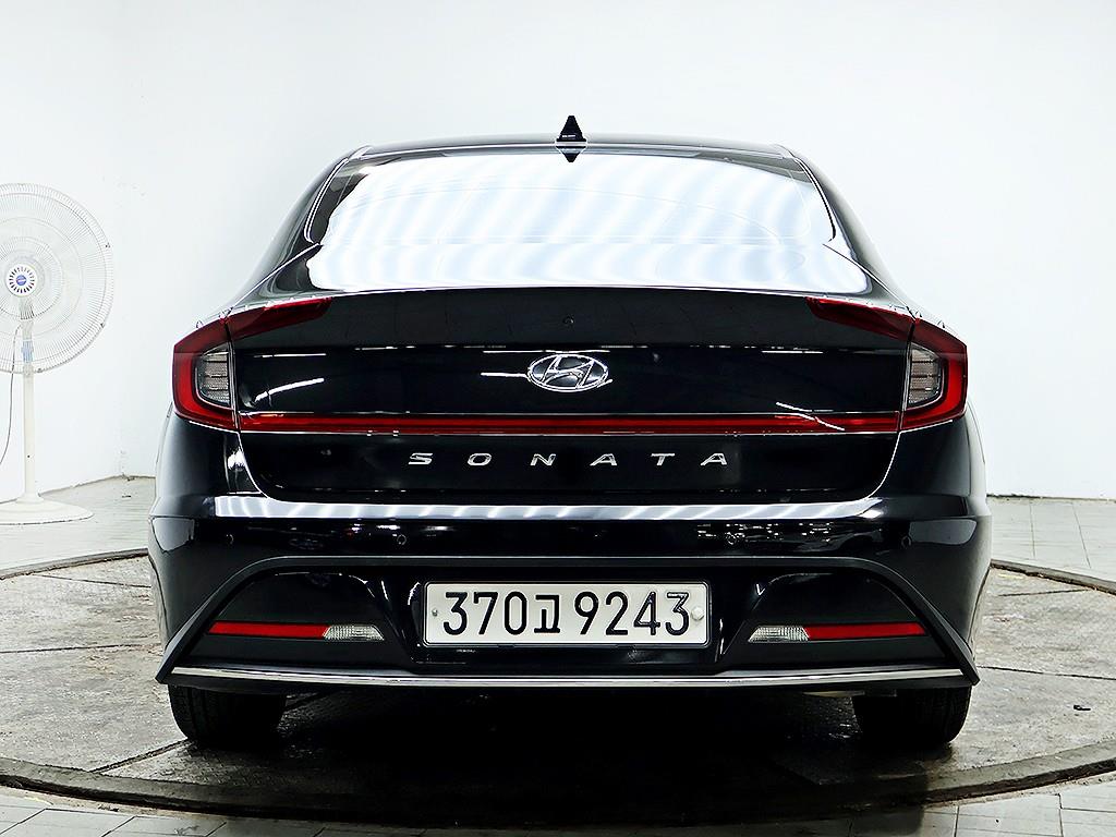 HYUNDAI Sonata - Vista 5