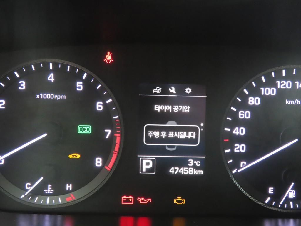 HYUNDAI Sonata - Vista 8