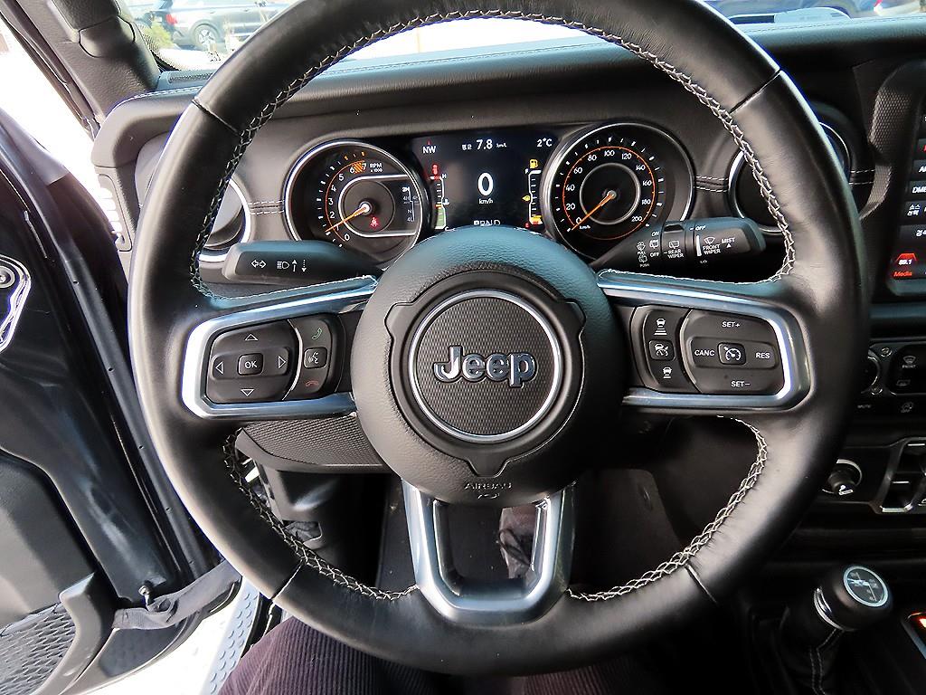 Jeep Wrangler - Vista 8