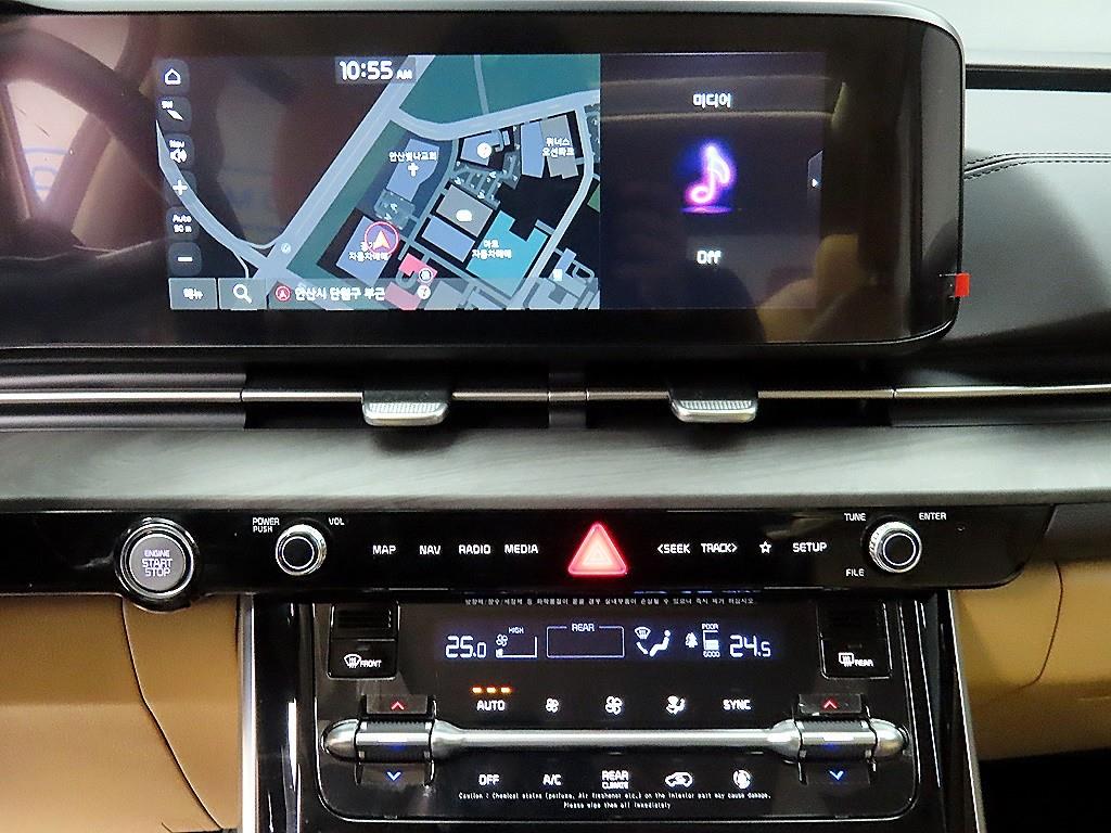 KIA Carnival - Vista 12