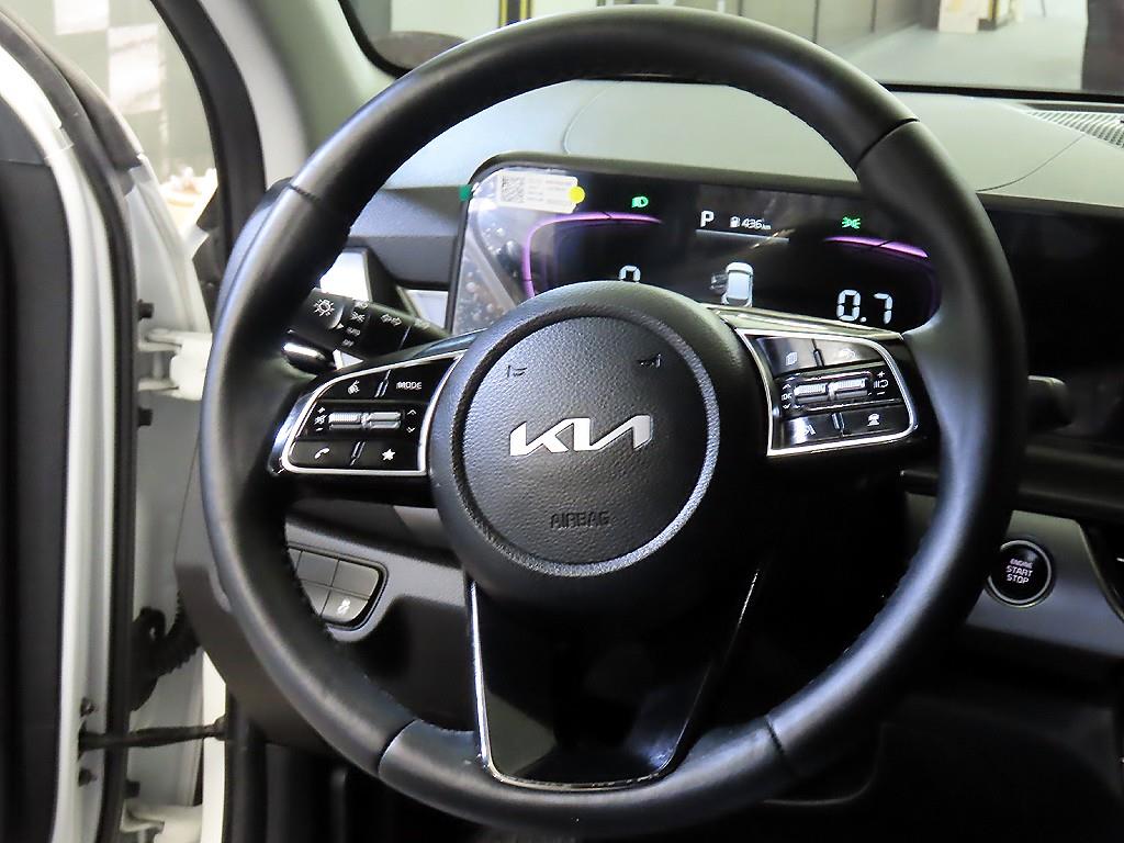 KIA Seltos - Vista 8