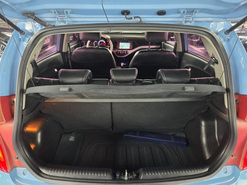 KIA Morning - Vista 11