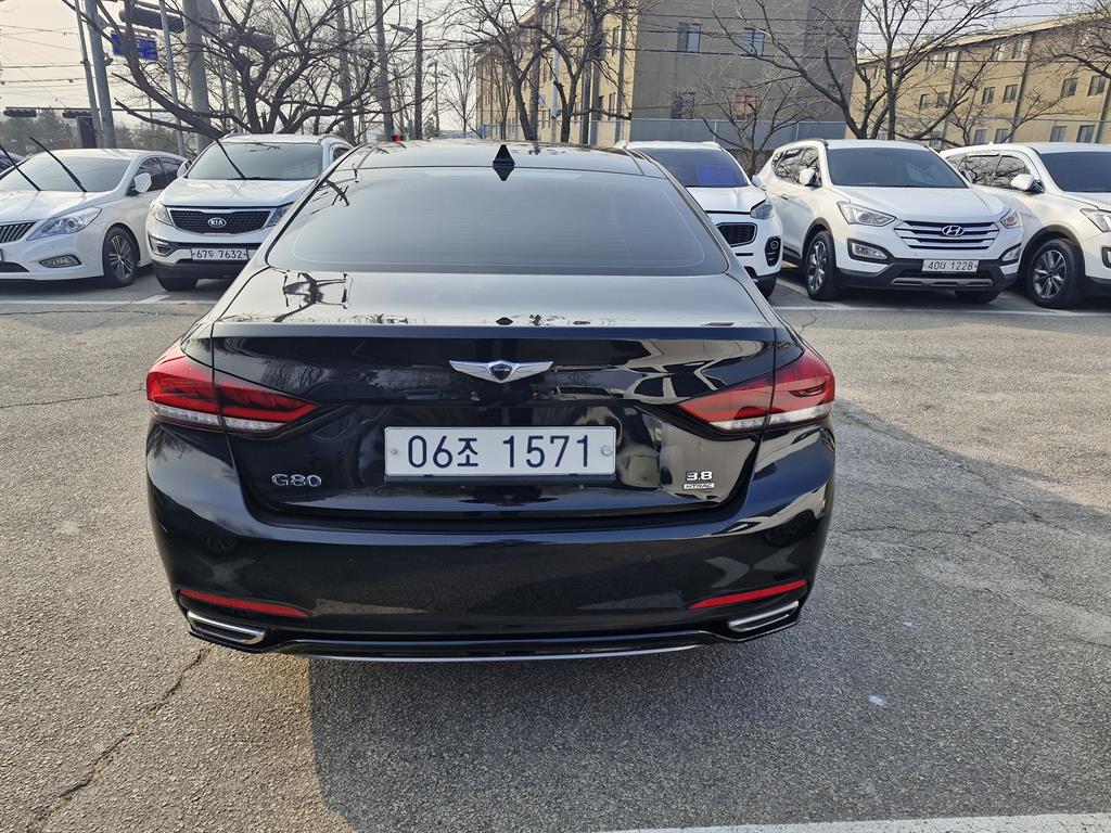 Genesis G80 - Vista 4