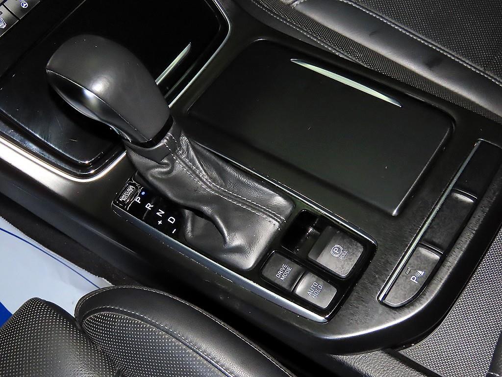 HYUNDAI Grandeur - Vista 12