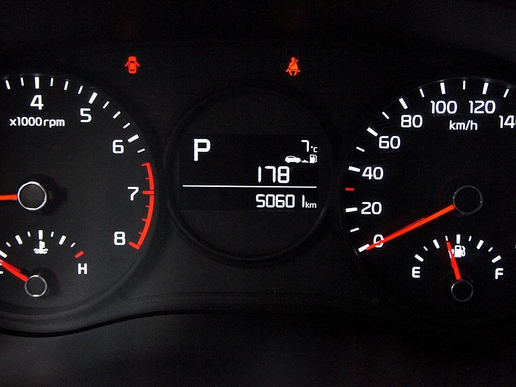 KIA Morning 2021 the color of pearl - Importación desde Corea - HF Imports Iquique - Foto 9