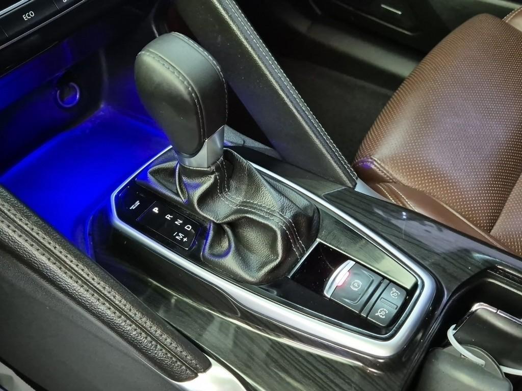 SAMSUNG QM6 2017 Blanco - Importación desde Corea - HF Imports Iquique - Foto 17