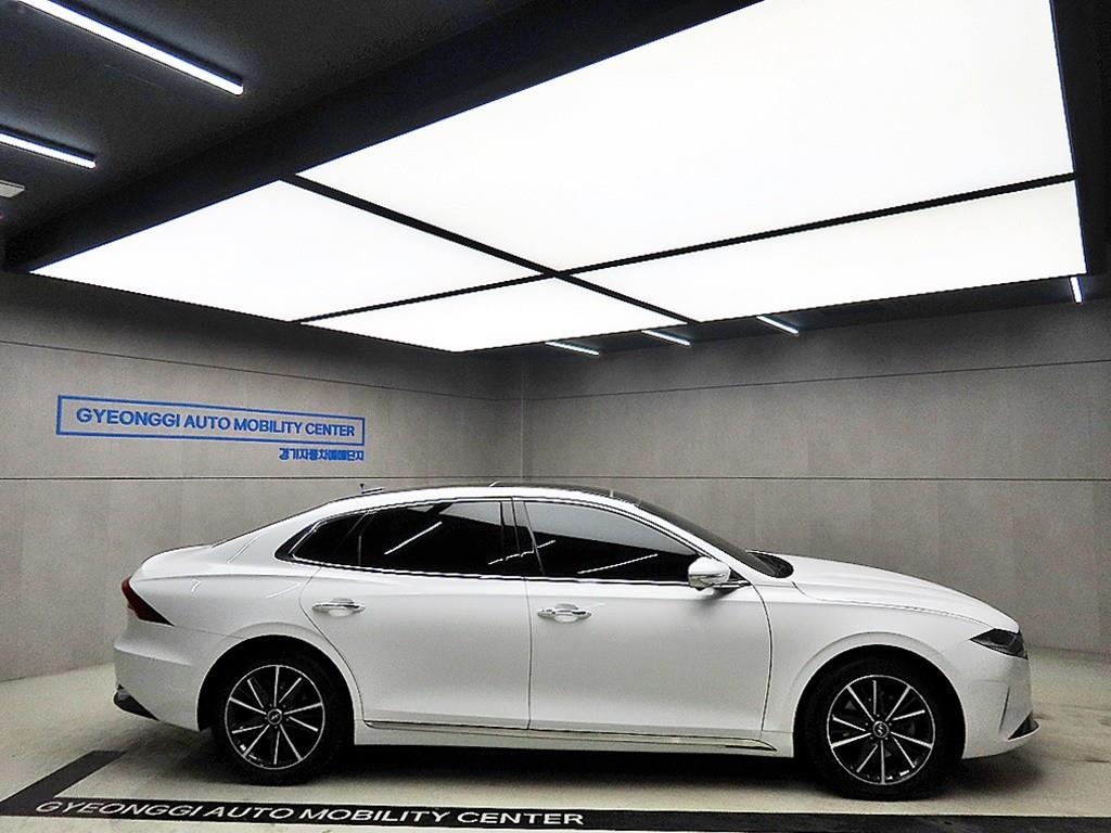 HYUNDAI Grandeur - Vista 2