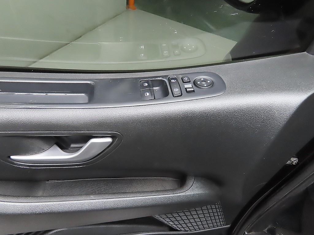 HYUNDAI Staria 2023 Negro - Importación desde Corea - HF Imports Iquique - Foto 10