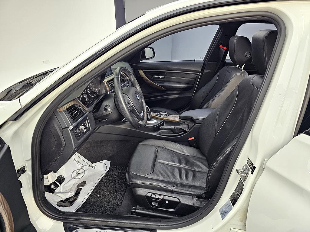 BMW 3 series - Vista 8