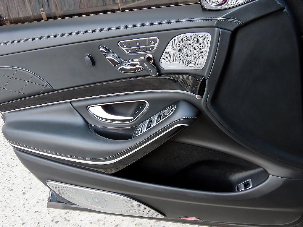 Mercedes Benz S Class - Vista 12