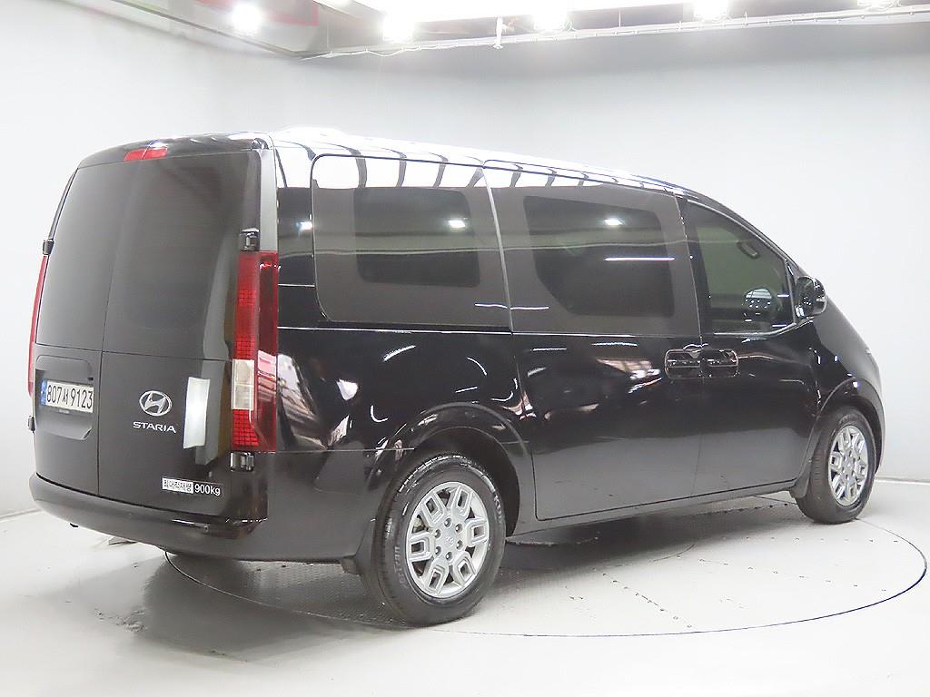 HYUNDAI Staria - Vista 7