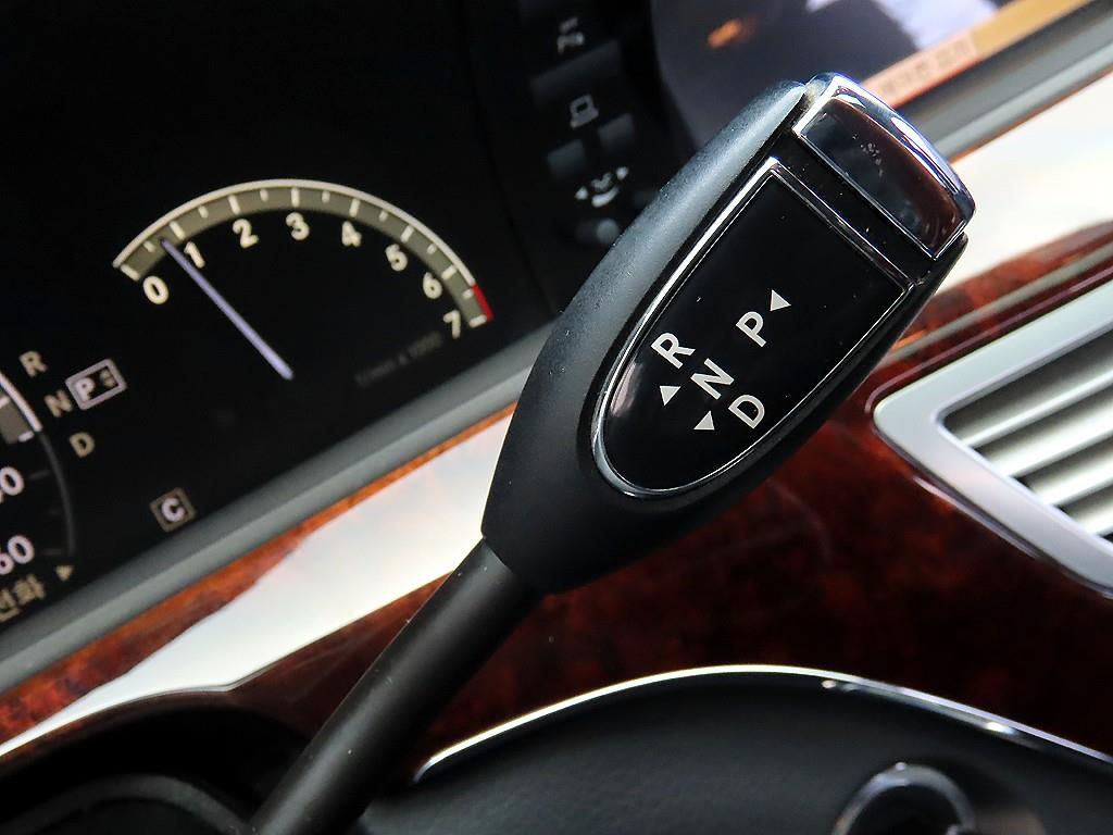 Mercedes Benz S Class - Vista 10