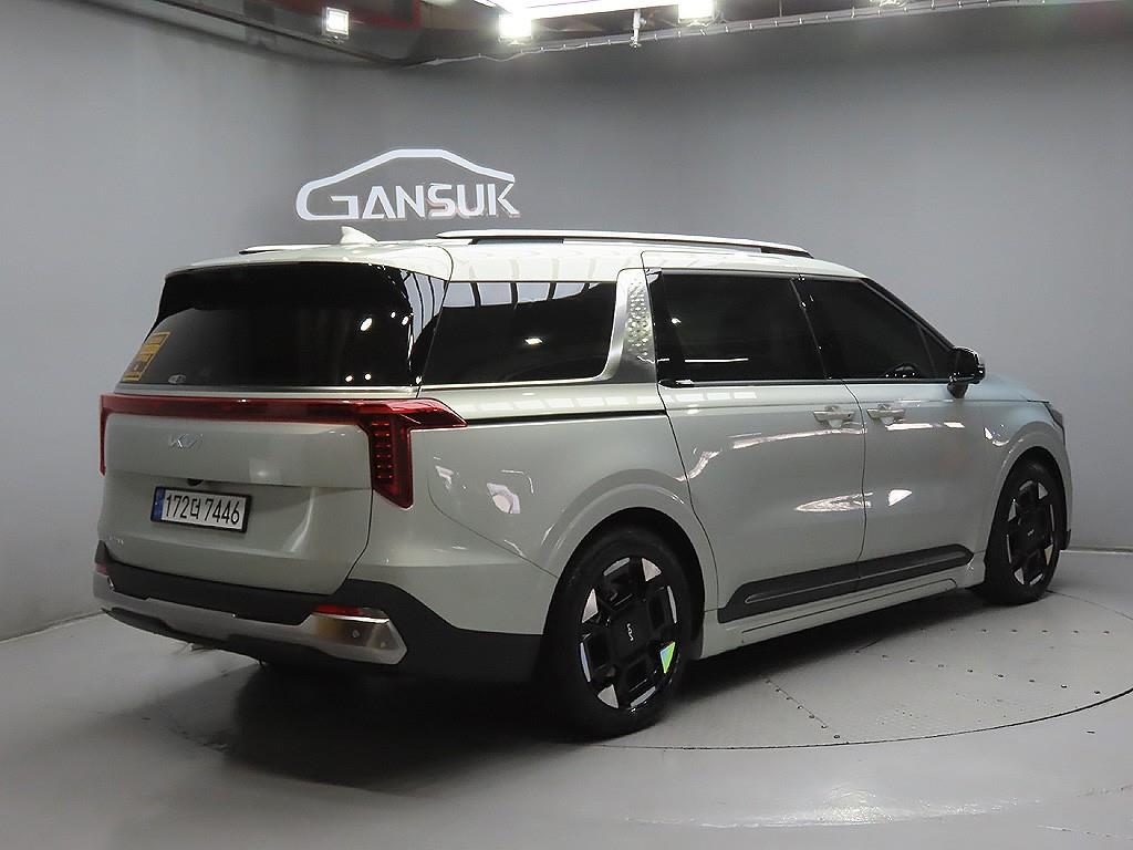 KIA Carnival - Vista 7