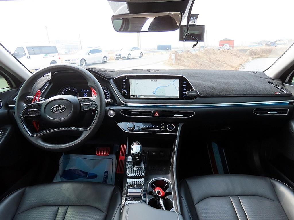 HYUNDAI Sonata - Vista 9