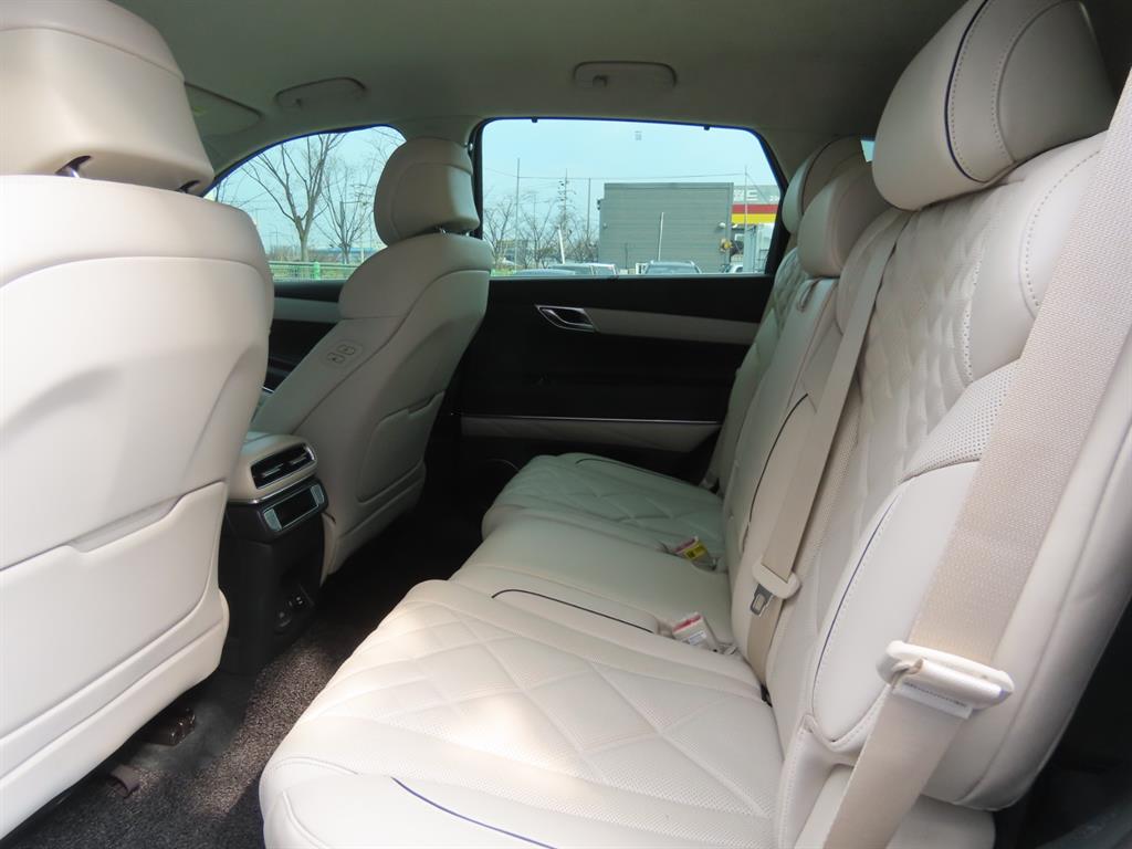 Genesis GV80 - Vista 11