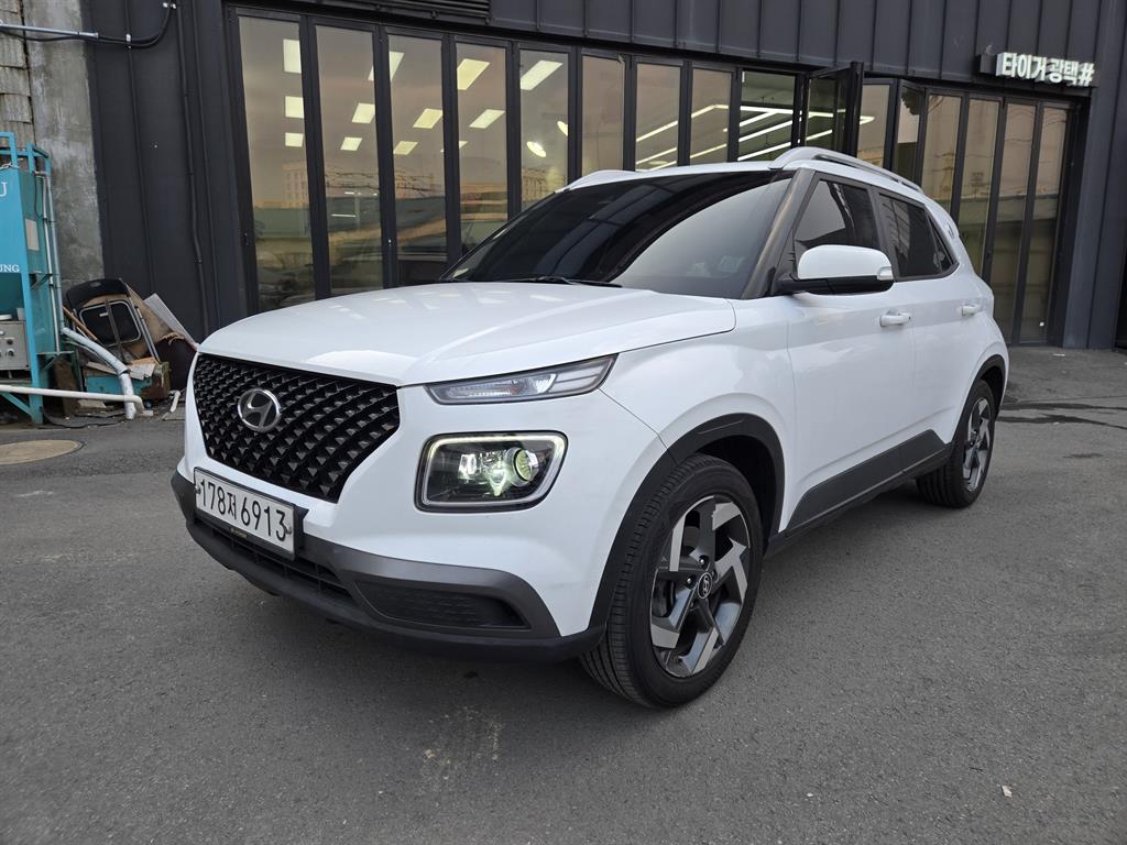 HYUNDAI Venue 2020 Blanco - Importación desde Corea - HF Imports Iquique - Foto 1