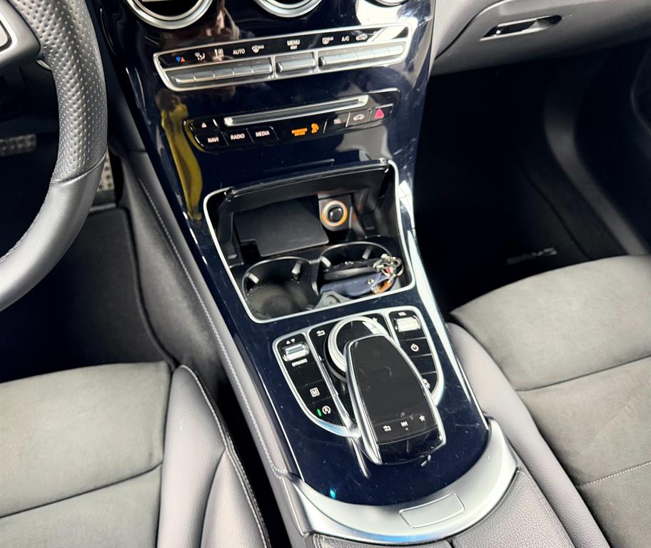 Mercedes Benz GLC Class - Vista 12