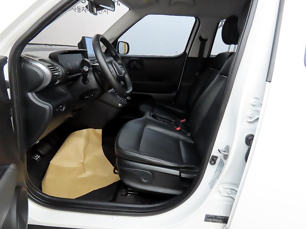 HYUNDAI Casper - Vista 5