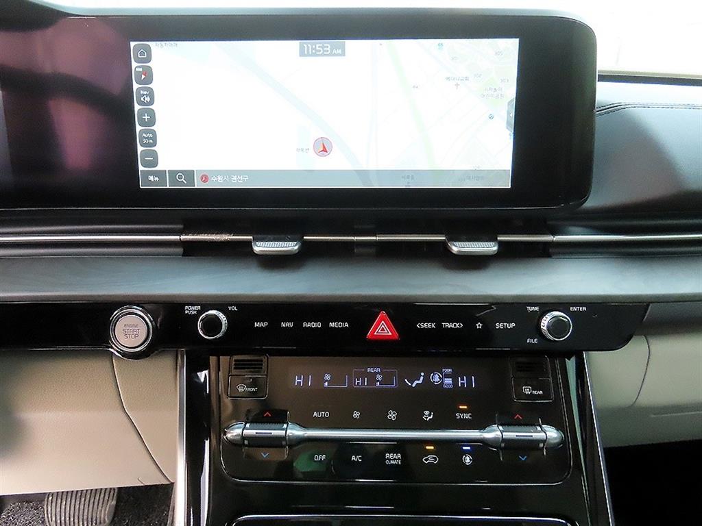 KIA Carnival - Vista 12