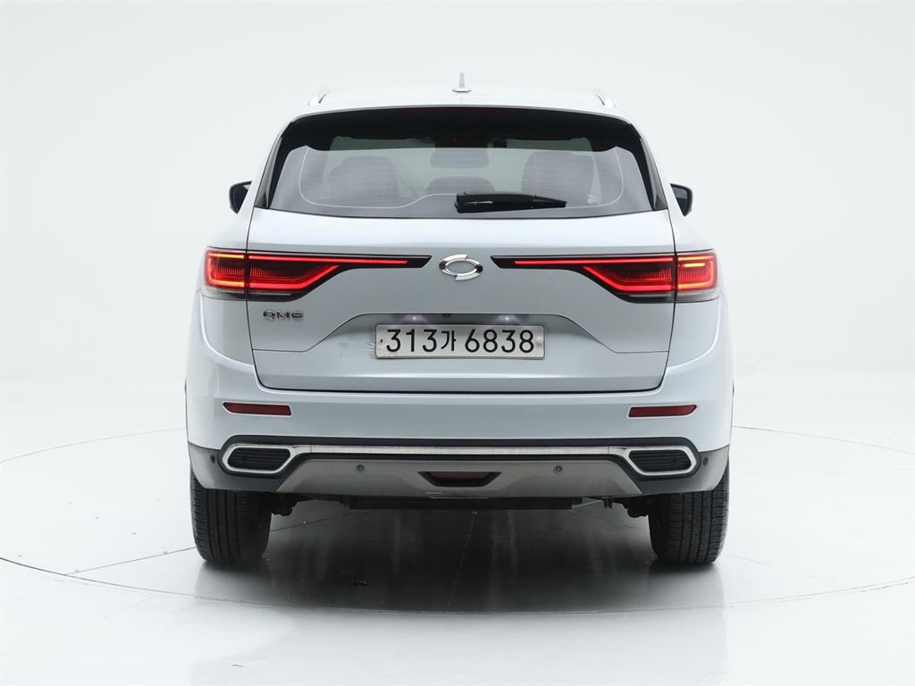 SAMSUNG QM6 - Vista 9