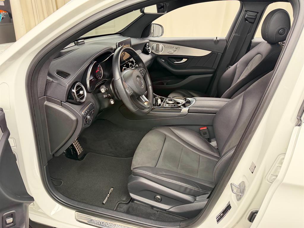 Mercedes Benz GLC Class - Vista 10