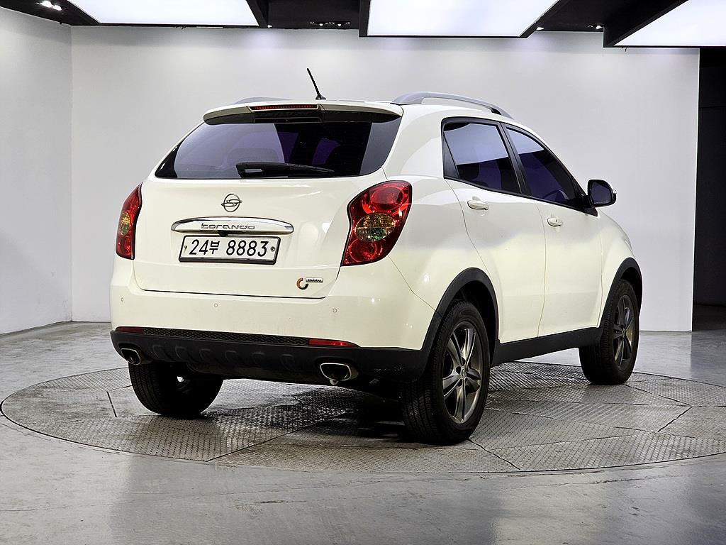 Ssangyong Korando - Vista 4