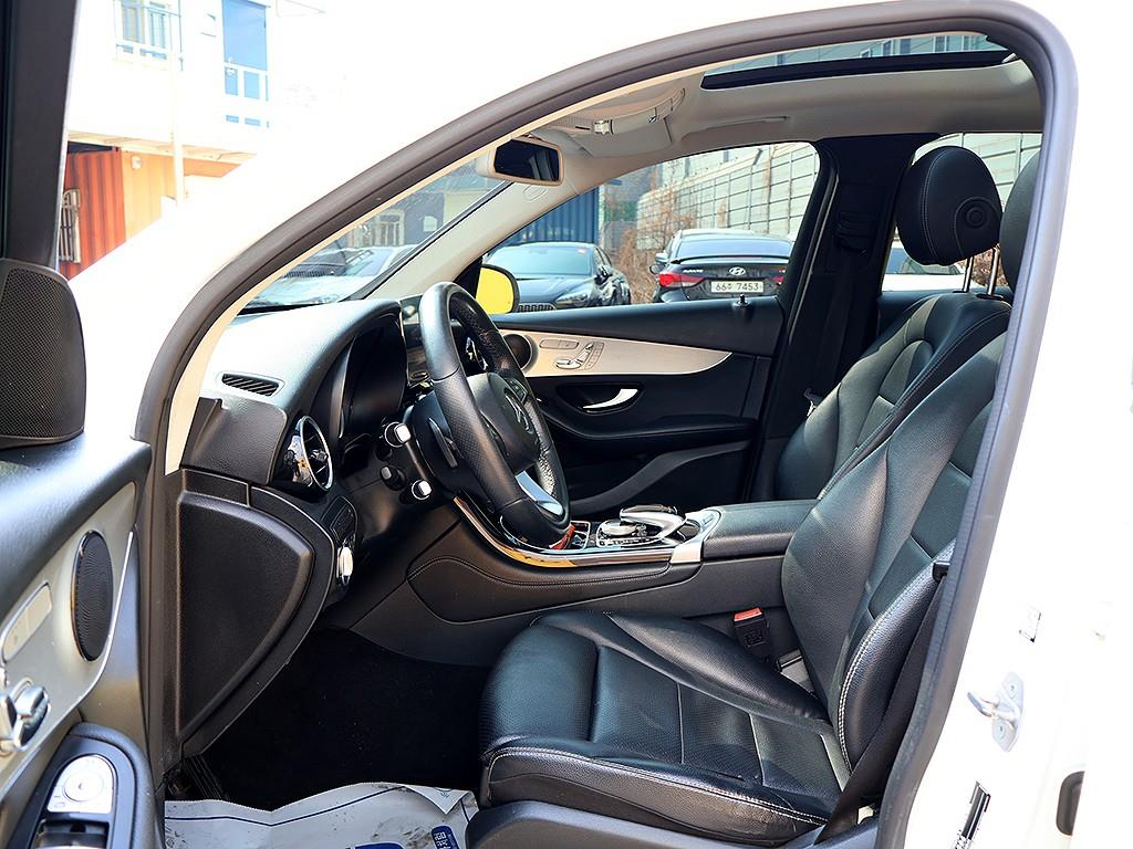 Mercedes Benz GLC Class 2017 Blanco - Importación desde Corea - HF Imports Iquique - Foto 11