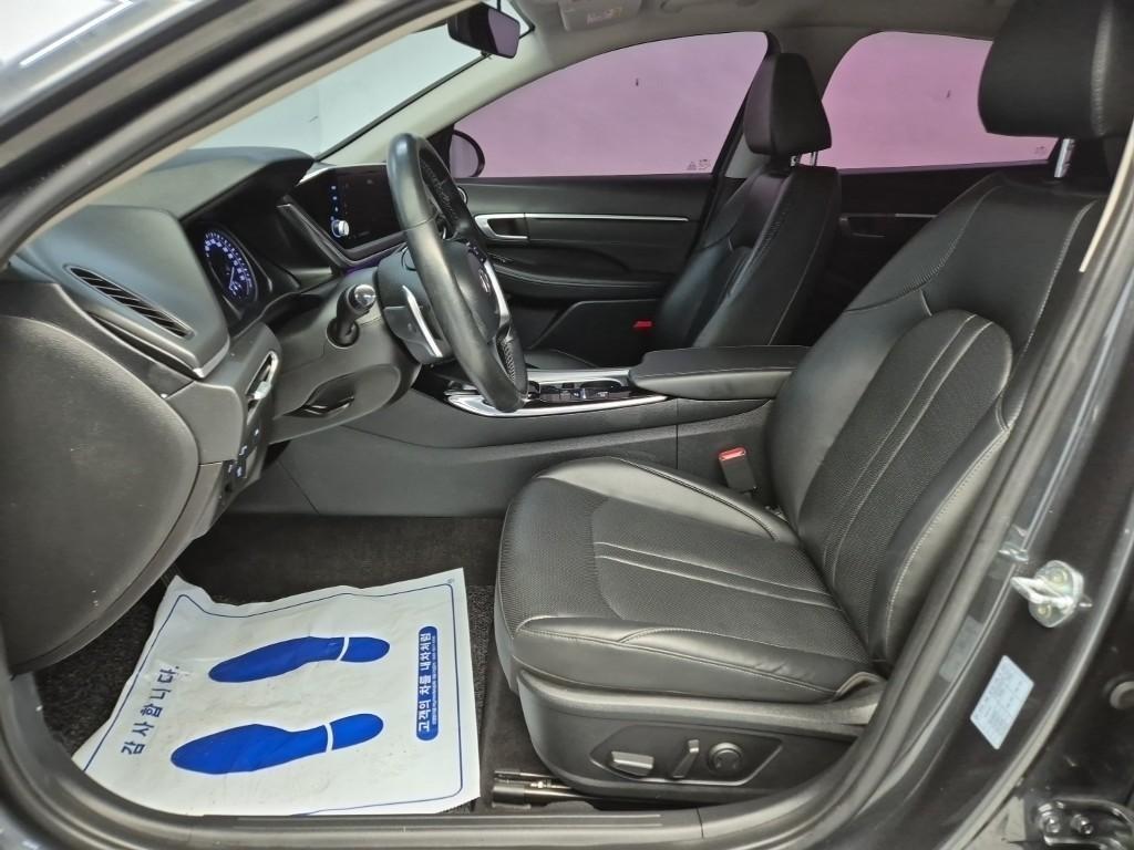 HYUNDAI Sonata - Vista 11