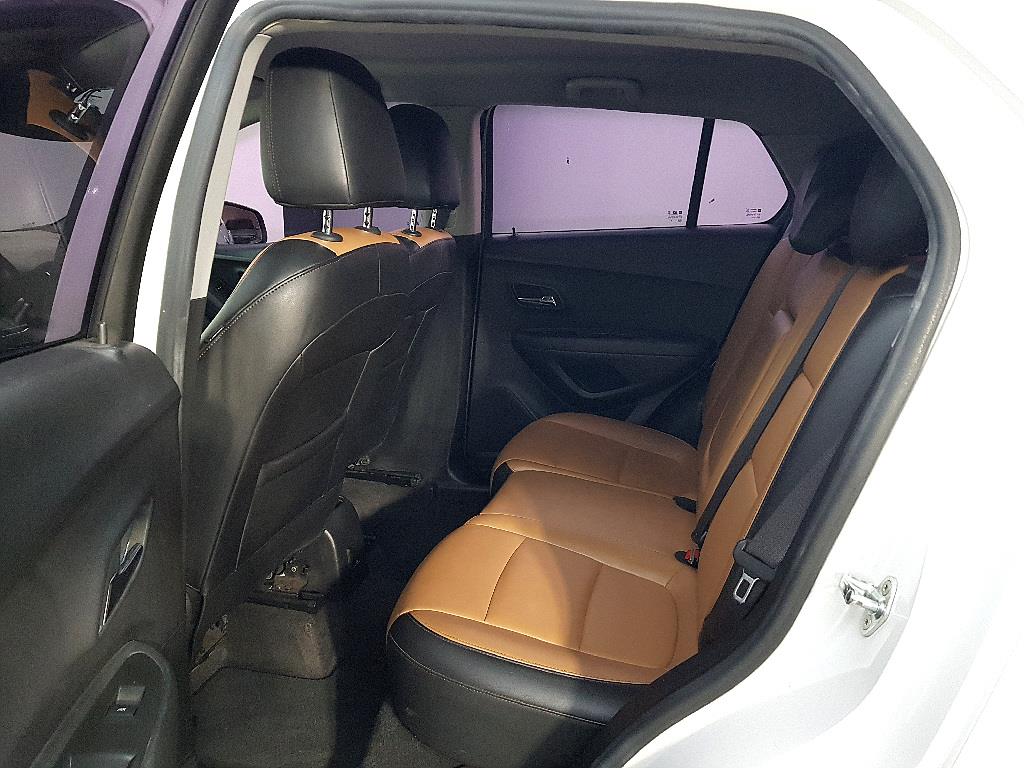 Chevrolet Trax - Vista 9