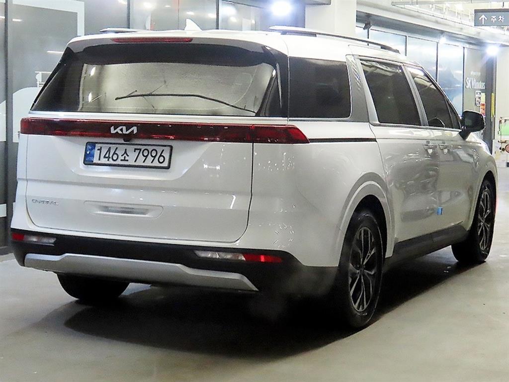 KIA Carnival - Vista 4