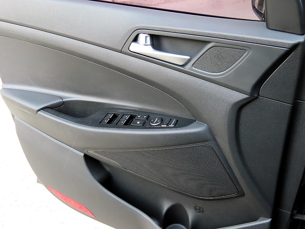 HYUNDAI Tucson - Vista 11