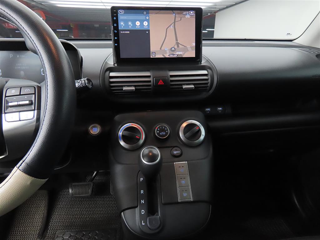 HYUNDAI Casper - Vista 12