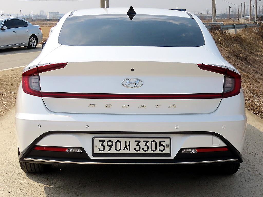 HYUNDAI Sonata - Vista 4